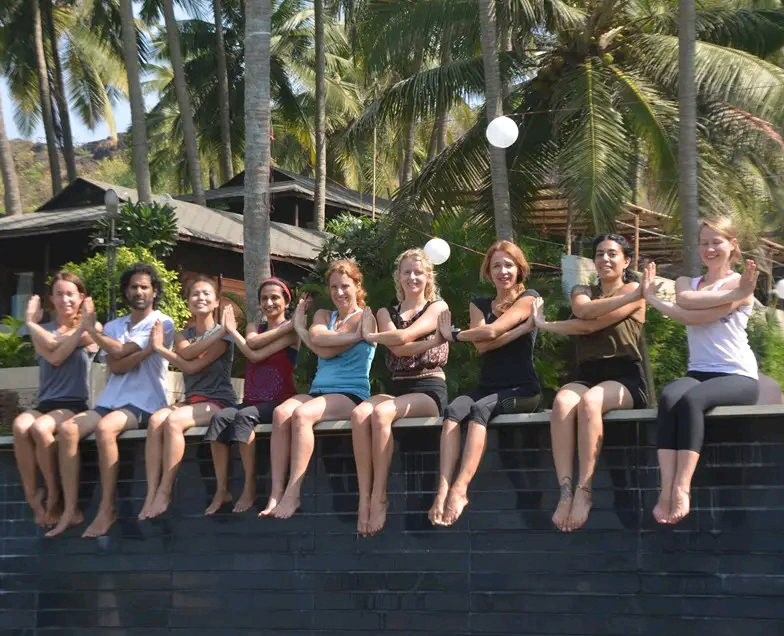 100 hour yoga teacher training in Thailand